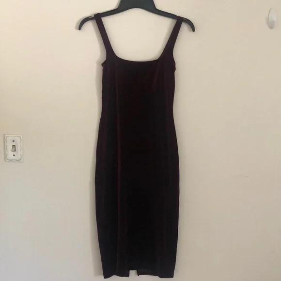 american apparel velvet bodycon dress Ashton Off Shoulder Velvet Long Sleeve Bodycon Dress M / 6-8 main image 1